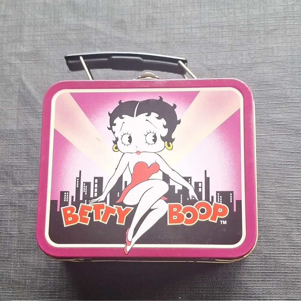 Vintage 1997 Betty Boop Mini Lunch Box Metal Hinged Tin Purple 5x6 Inch